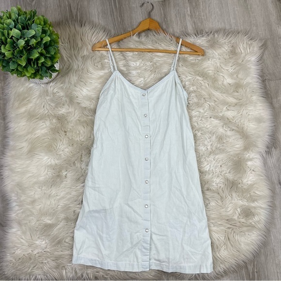 Wilfred Free Aritzia Chambray Pearl Button‎ Up Dress - Picture 2 of 10